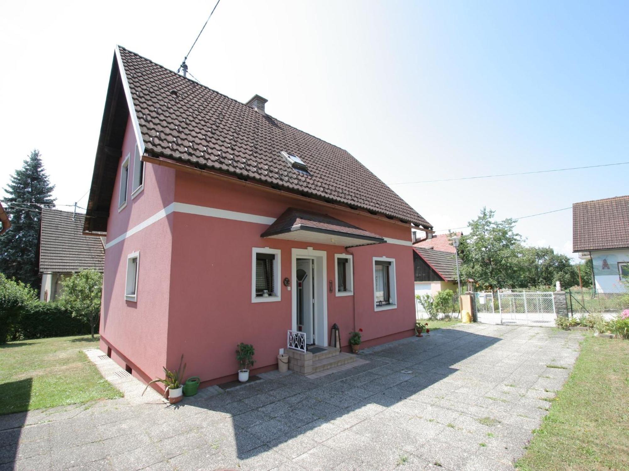 Modern Apartment With Garden Near The Petzen Ski Area In Eberndorf Carinthia المظهر الخارجي الصورة
